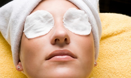 Πώς να απαλλαγείτε γρήγορα από τις ρυτίδες γύρω από τα μάτια. Συνταγές οικιακής φροντίδας δέρματος