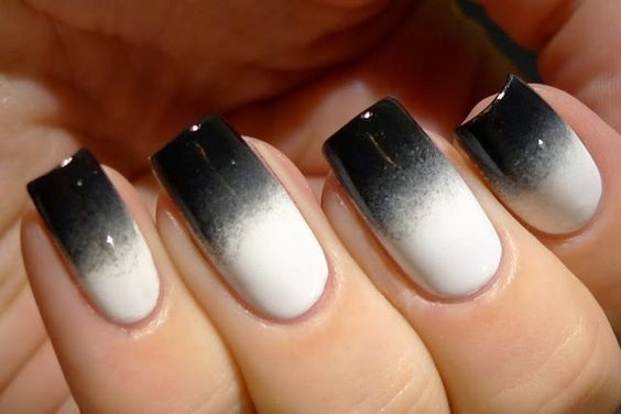 Manicure met zwarte en witte lak voor korte en lange nagels. Foto's, ontwerpen